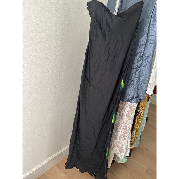 ROCOCO SAND Maxi Dress in Black - Picture 12 of 14